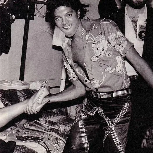 Michael Jackson woman pumps hot
